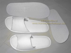 รับผลิตรองเท้า รองเท้าslipper รองเท้าแตะ รองเท้าสปา รองเท้าผ้าวอฟเฟอร์ พื้นpvc สีขาว